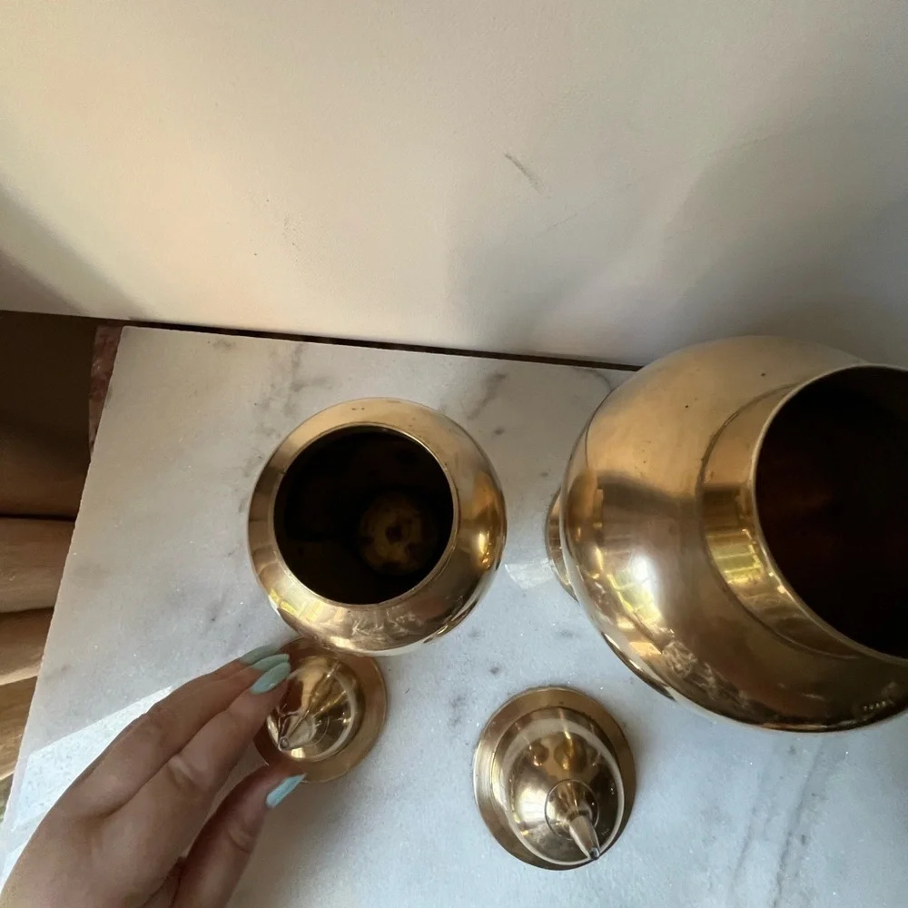 Set of 3 pcs Vintage Solid Brass Urns Vases Ginger Jars with Lids Made in India